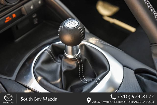 New 2026 MAZDA MX-5 Miata Club w/ Appearance Package RWD image 17