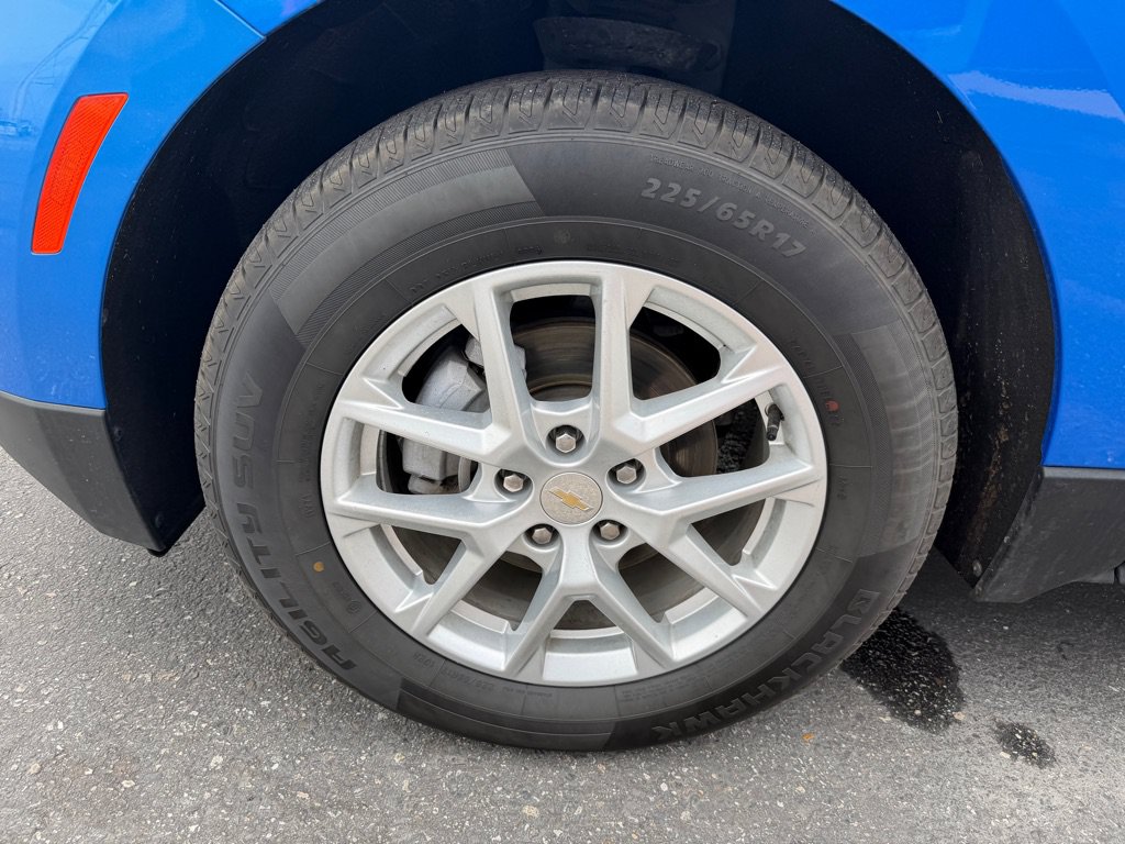 Used 2024 Chevrolet Equinox LT AWD/4WD image 10