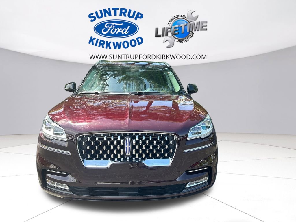 Used 2023 Lincoln Aviator Grand Touring w/ Equipment Group 301A AWD/4WD image 10