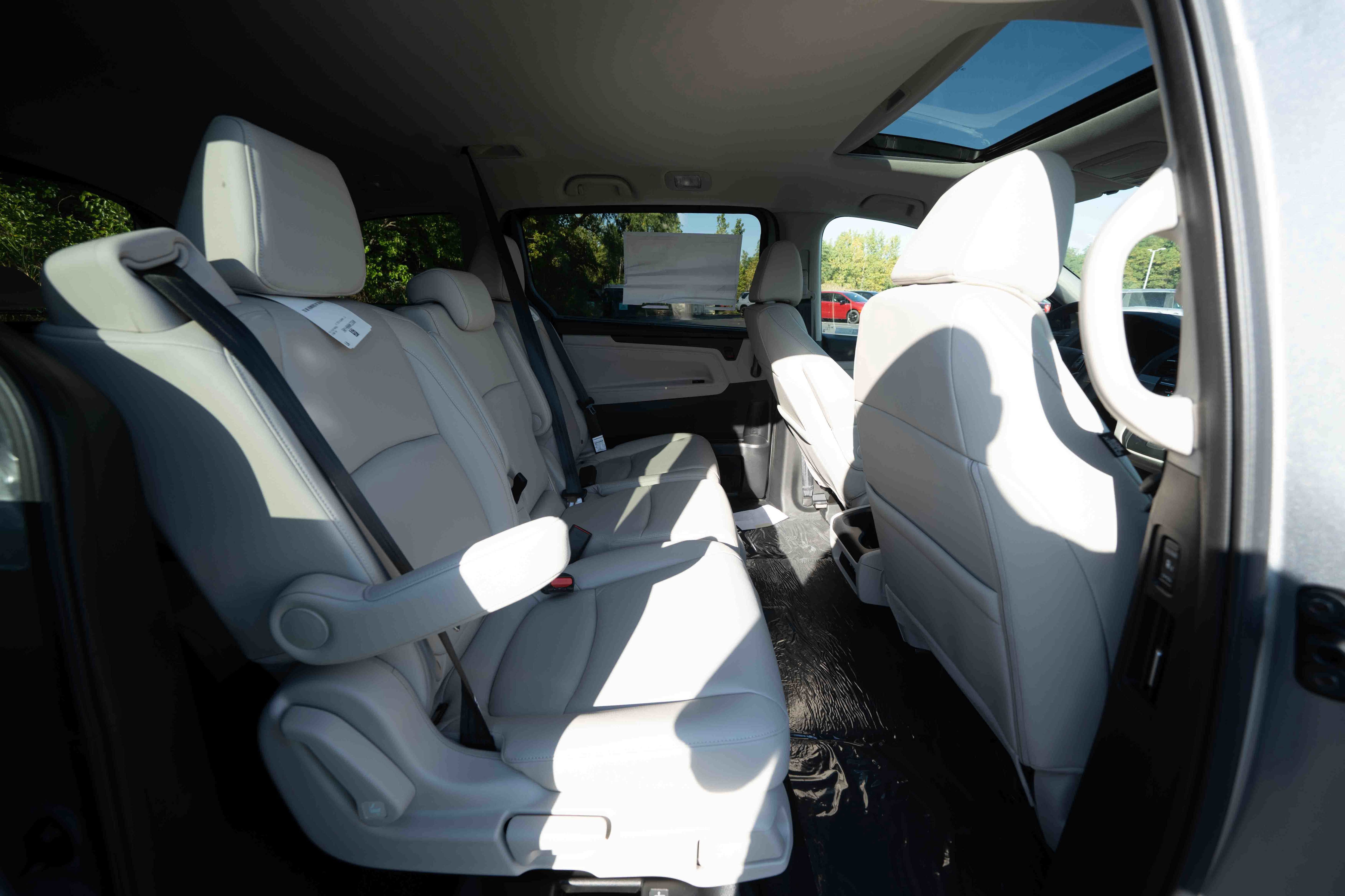 New 2026 Honda Odyssey EX-L image 25