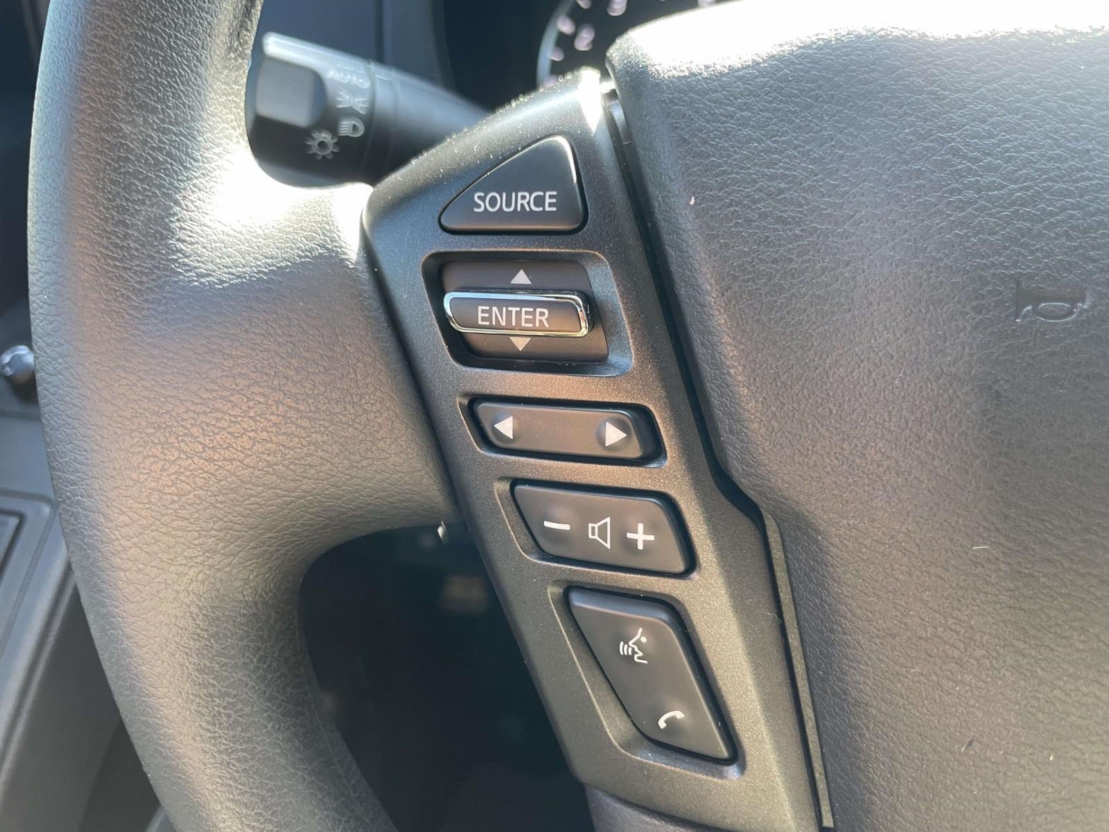 Used 2022 Nissan Frontier SV AWD/4WD image 20