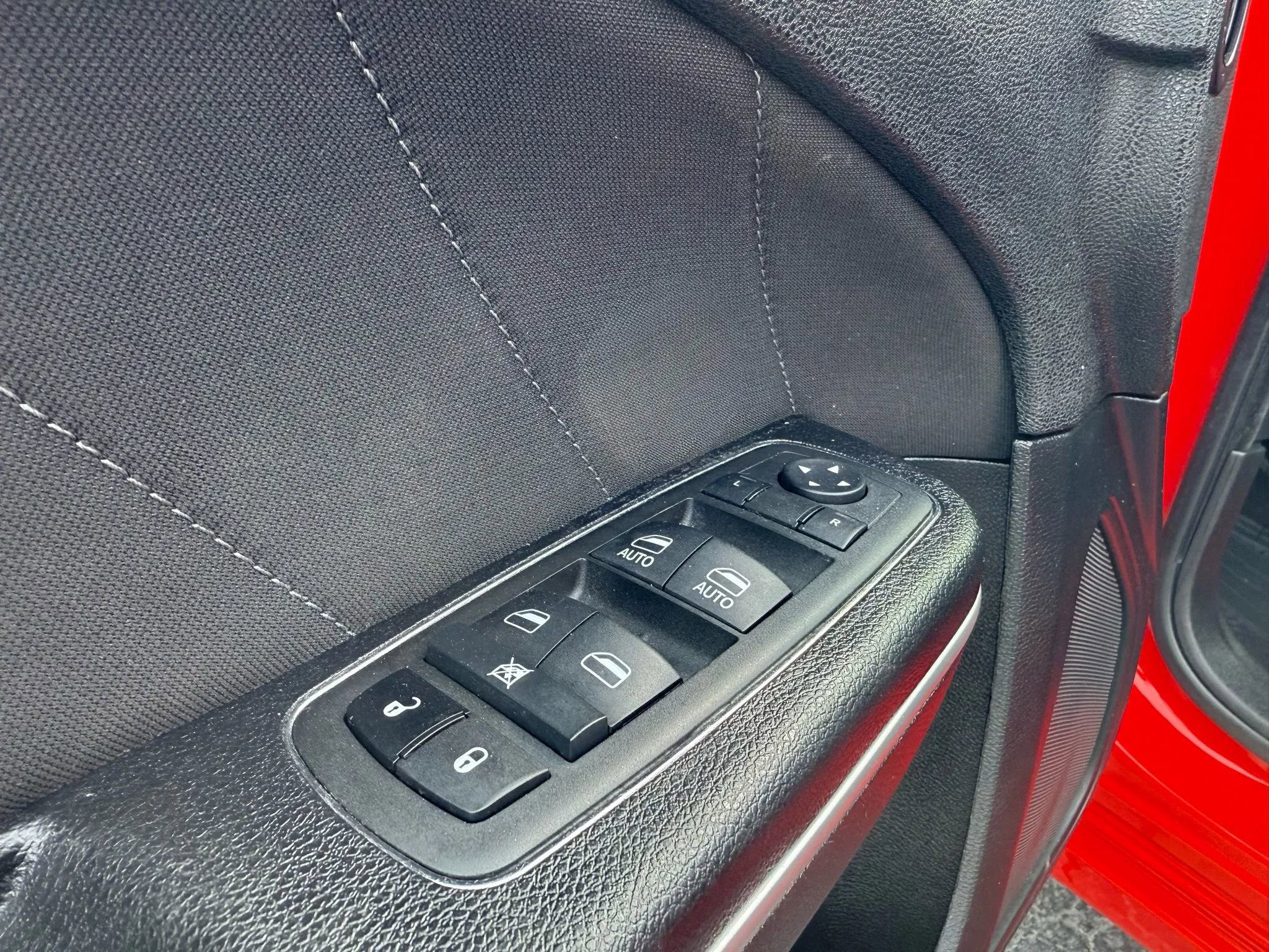 Used 2022 Dodge Charger SXT image 30