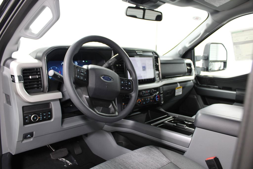 New 2026 Ford F250 XLT w/ XLT Premium Package AWD/4WD image 27