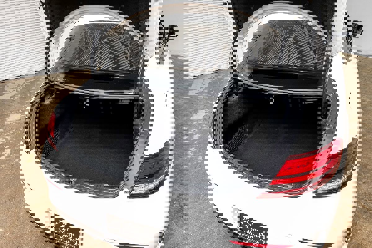 Used 2019 Mercedes-Benz C 300 Coupe w/ AMG Line image 36