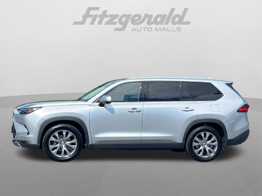 Used 2024 Toyota Grand Highlander AWD image 5