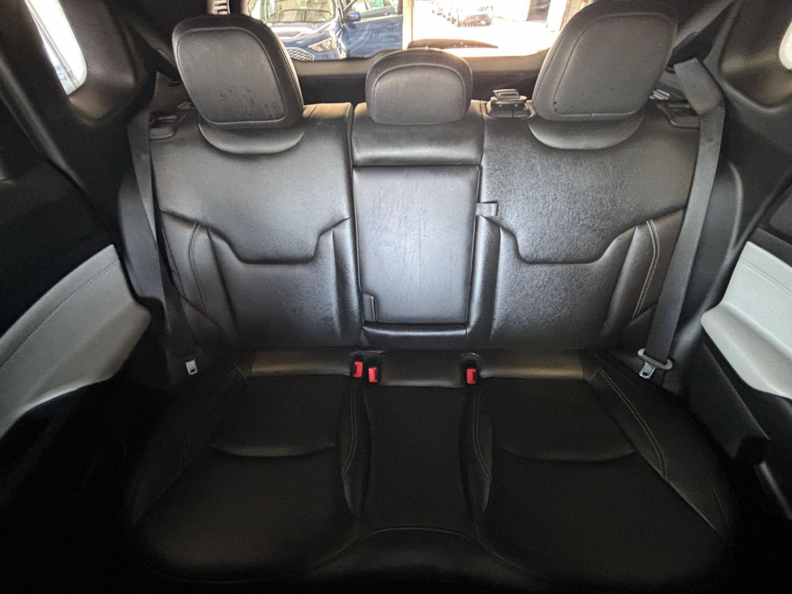 Used 2025 Jeep Compass Limited AWD/4WD image 39
