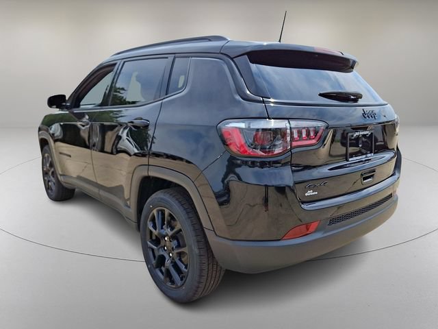 Used 2022 Jeep Compass Latitude w/ Convenience Group AWD/4WD image 7