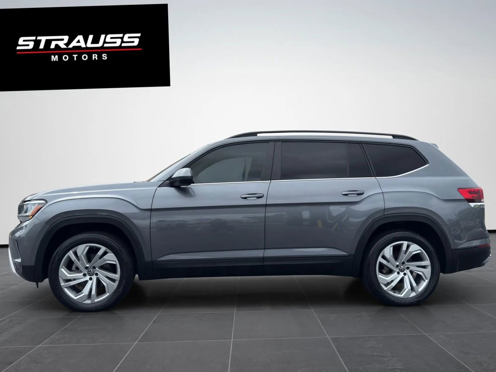 Used 2021 Volkswagen Atlas SE image 6