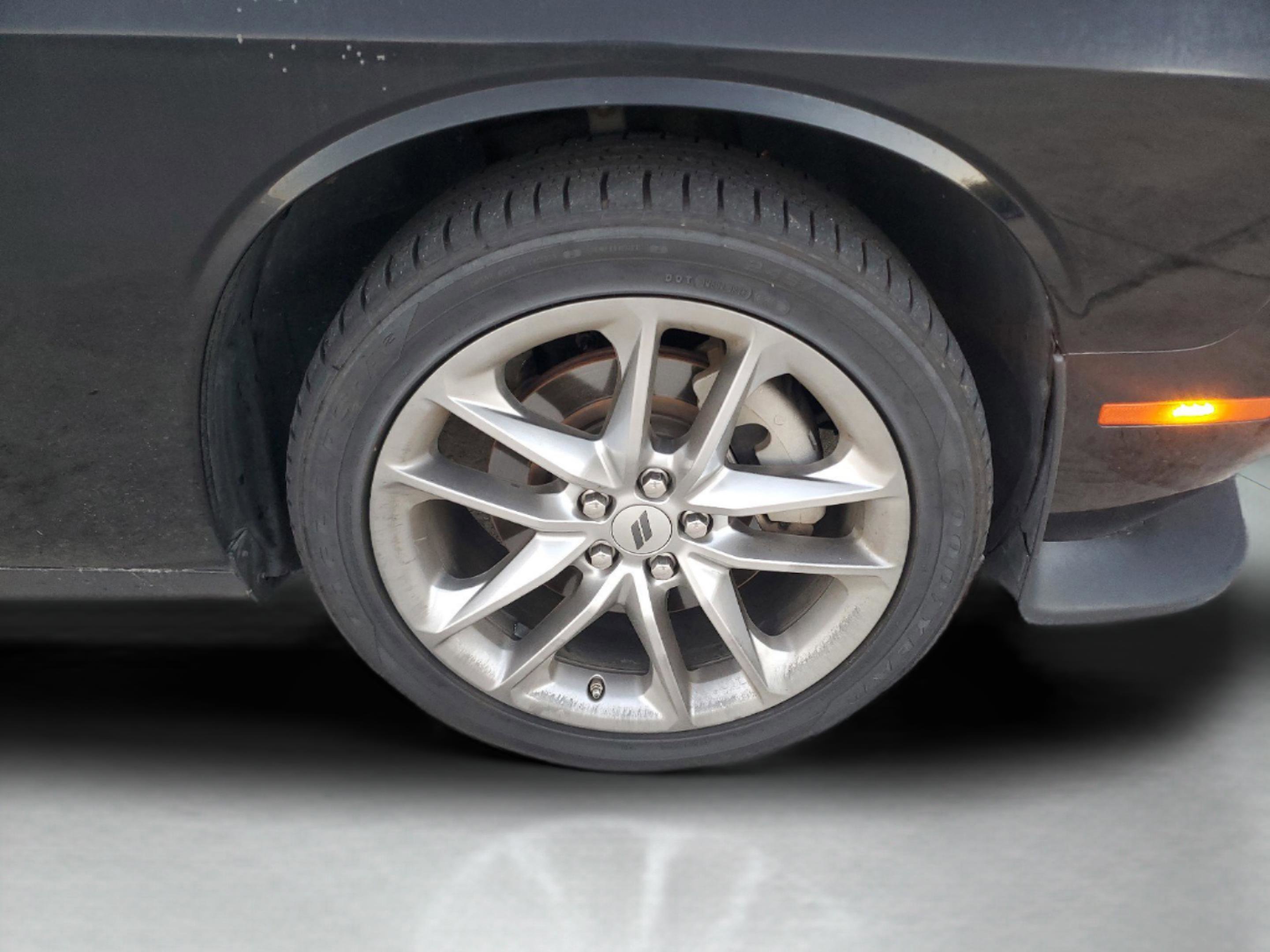 Certified 2022 Dodge Challenger GT image 5