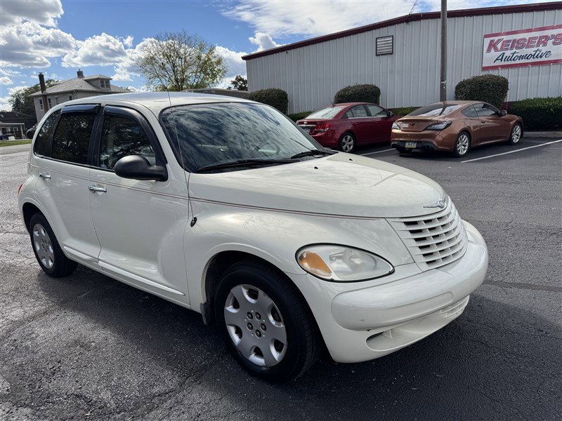 Used 2005 Chrysler PT Cruiser Touring w/ Light Group image 2