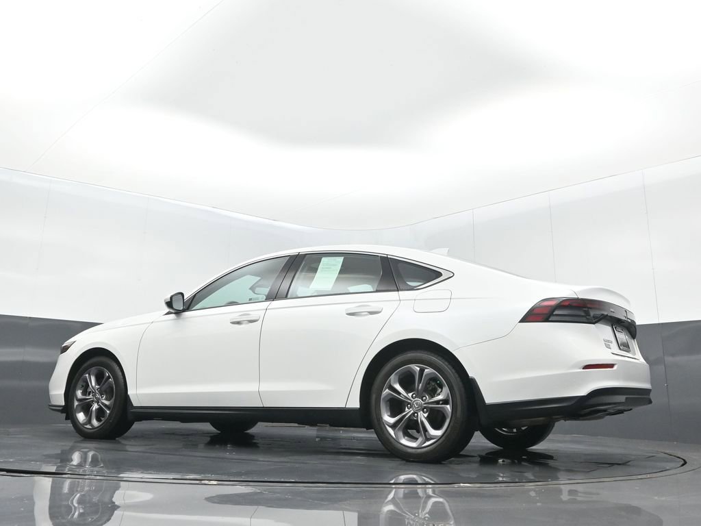 Certified 2024 Honda Accord EX image 17