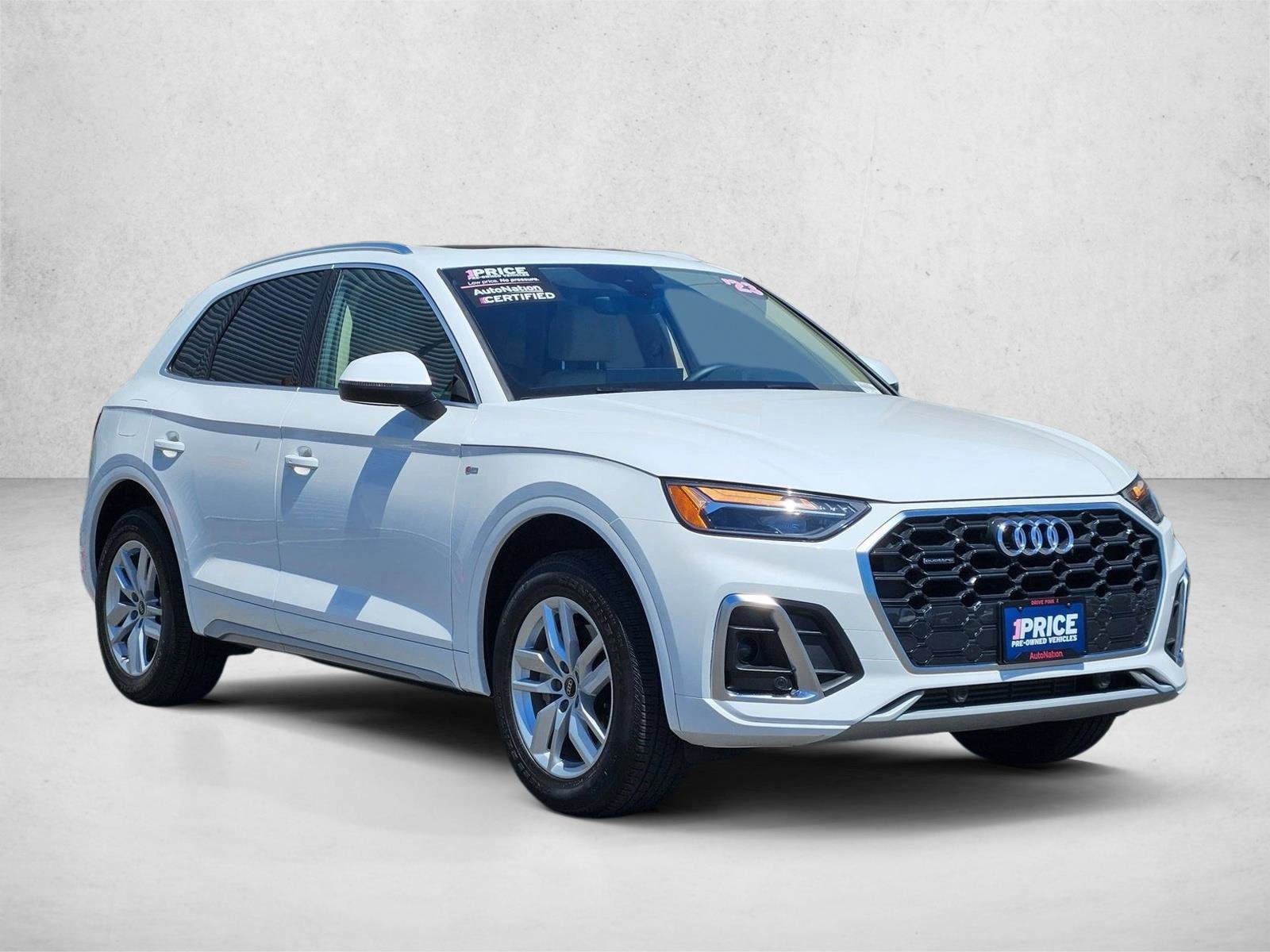 Used 2023 Audi Q5 2.0T Premium w/ Convenience Package AWD/4WD video 3