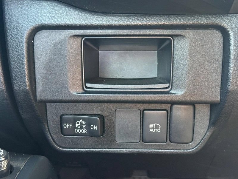Used 2019 Toyota Tacoma SR AWD/4WD image 29