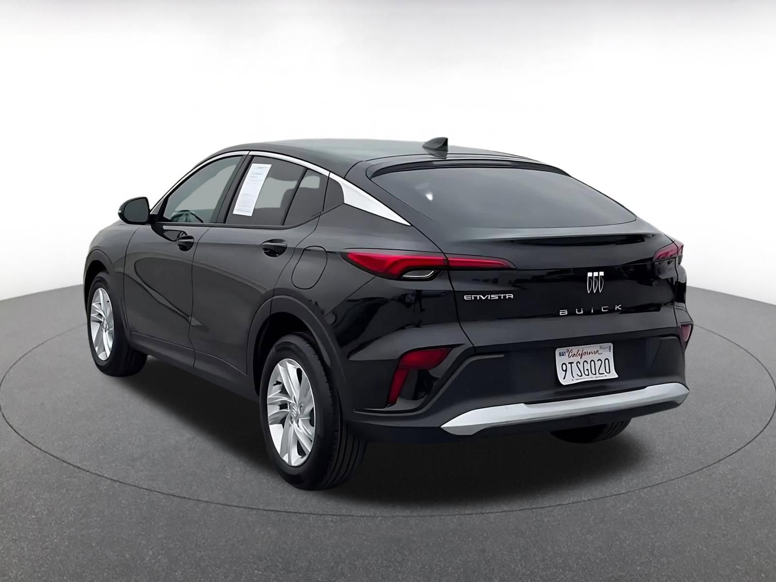 Used 2025 Buick Envista Preferred image 11