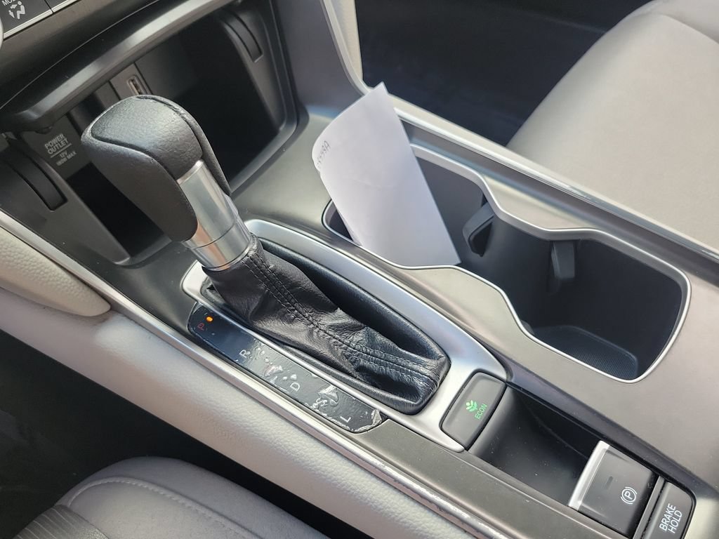 Used 2018 Honda Accord LX image 31