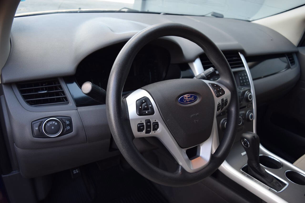 Used 2013 Ford Edge SE image 22