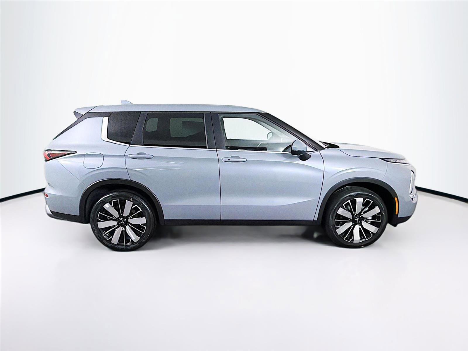 New 2026 Mitsubishi Outlander Ralliart image 8