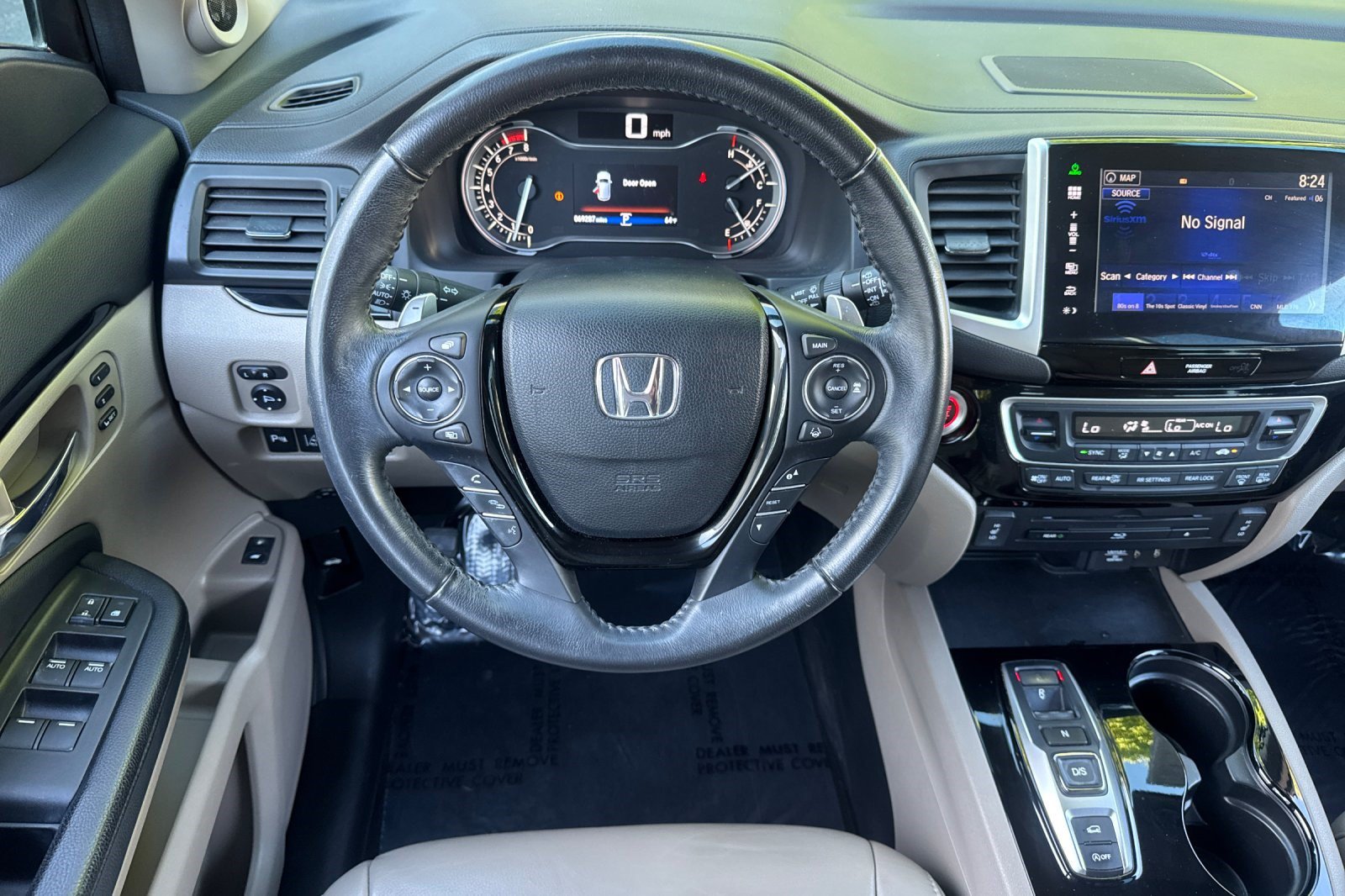 Used 2016 Honda Pilot Touring image 32