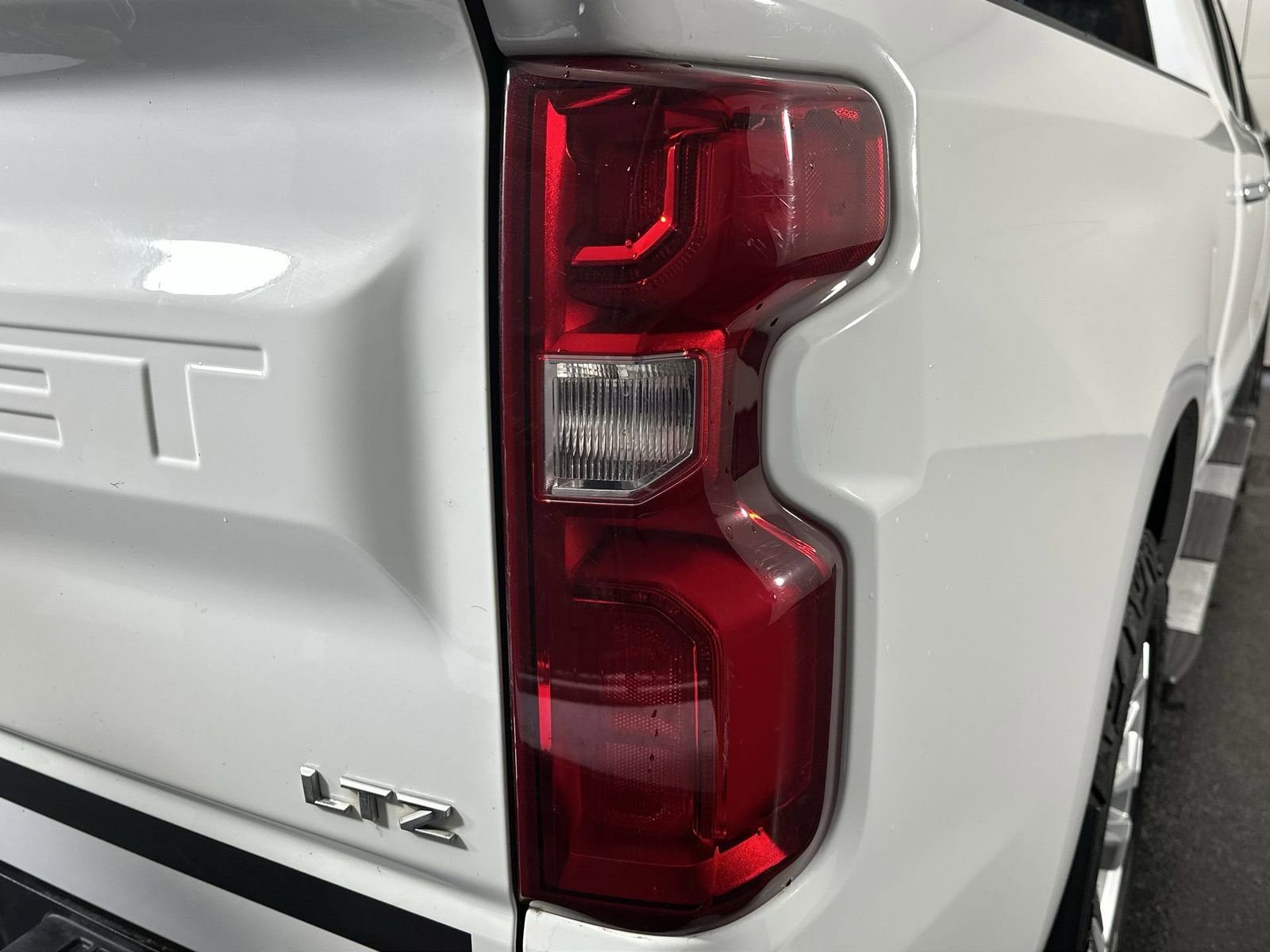 Used 2024 Chevrolet Silverado 1500 LTZ image 28