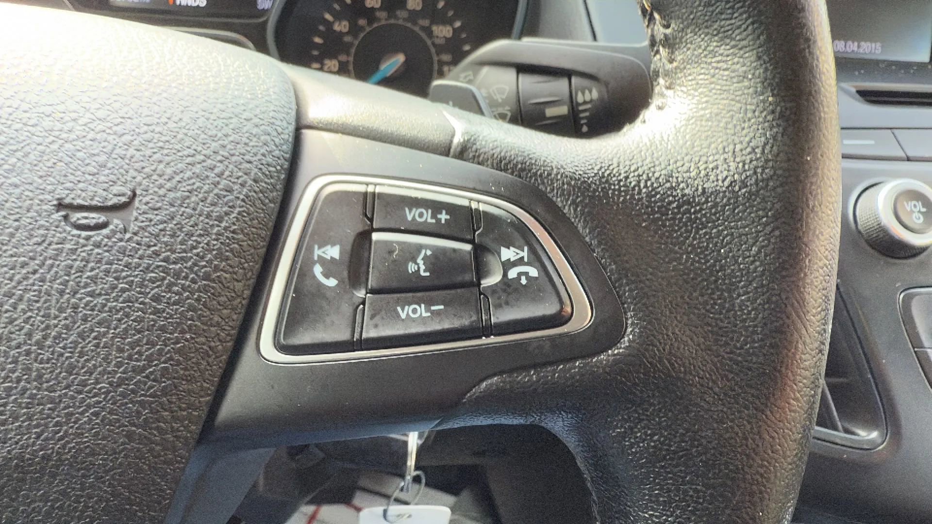 Used 2015 Ford Focus SE w/ SE Sport Package image 11