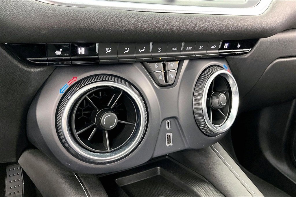 Used 2023 Chevrolet Blazer LT w/ Convenience Package image 31