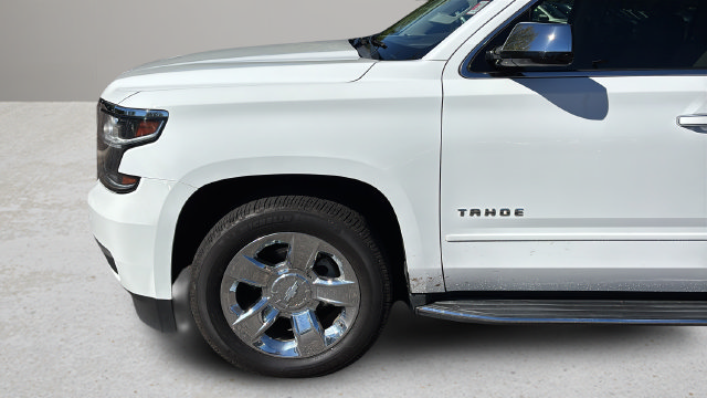 Used 2018 Chevrolet Tahoe Premier AWD/4WD image 39