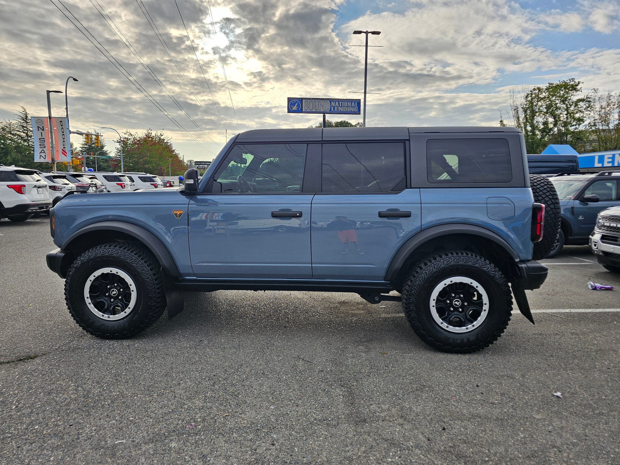 Certified 2023 Ford Bronco Badlands AWD/4WD image 8