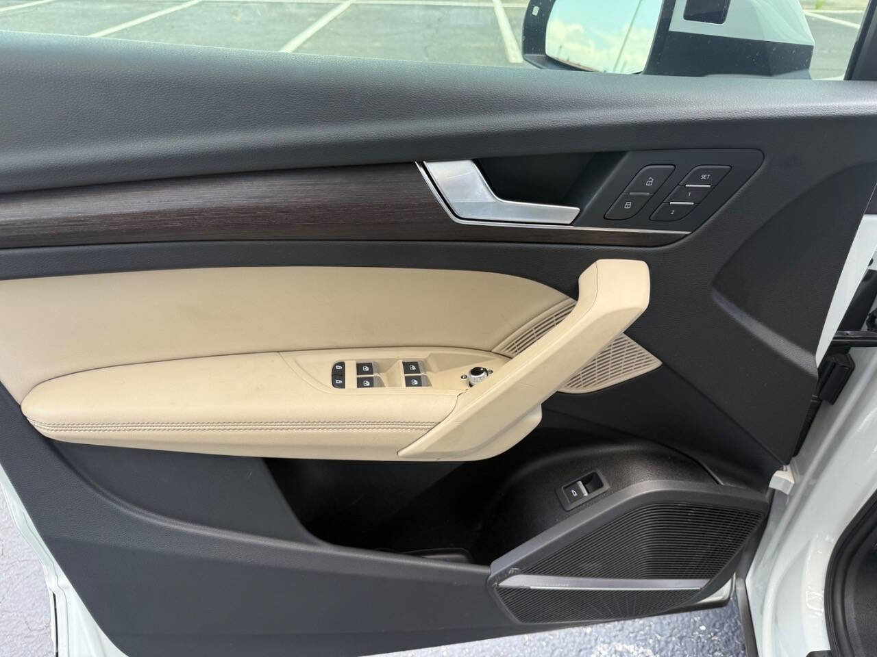 Used 2021 Audi Q5 2.0T Prestige AWD/4WD image 17