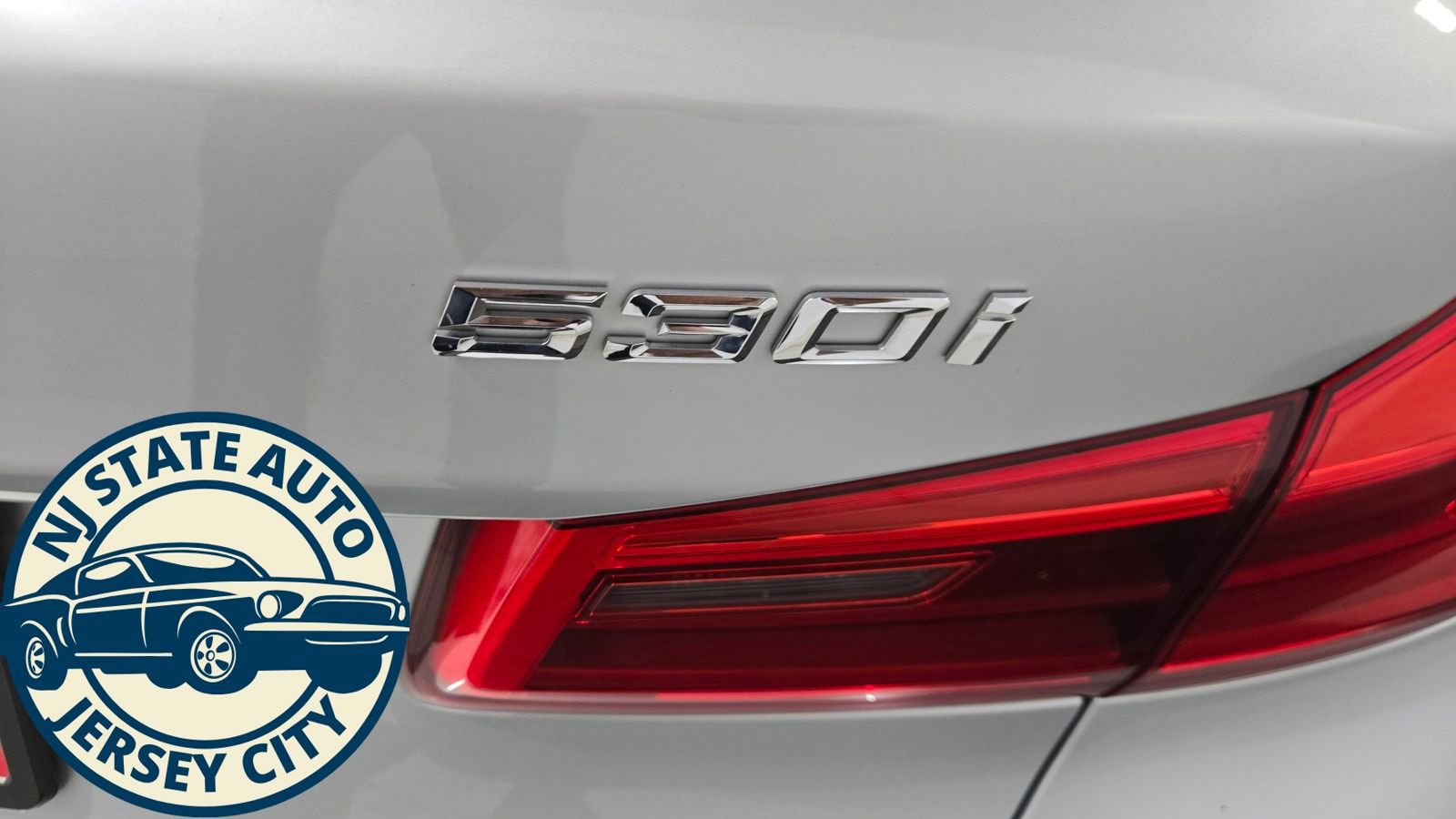 Used 2018 BMW 530i xDrive w/ Premium Package image 30