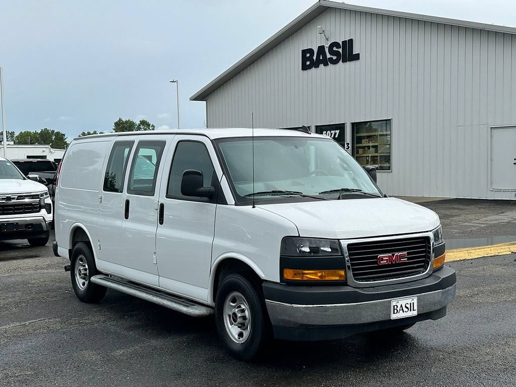 Used 2025 GMC Savana 2500 w/ Driver Convenience Package RWD image 38