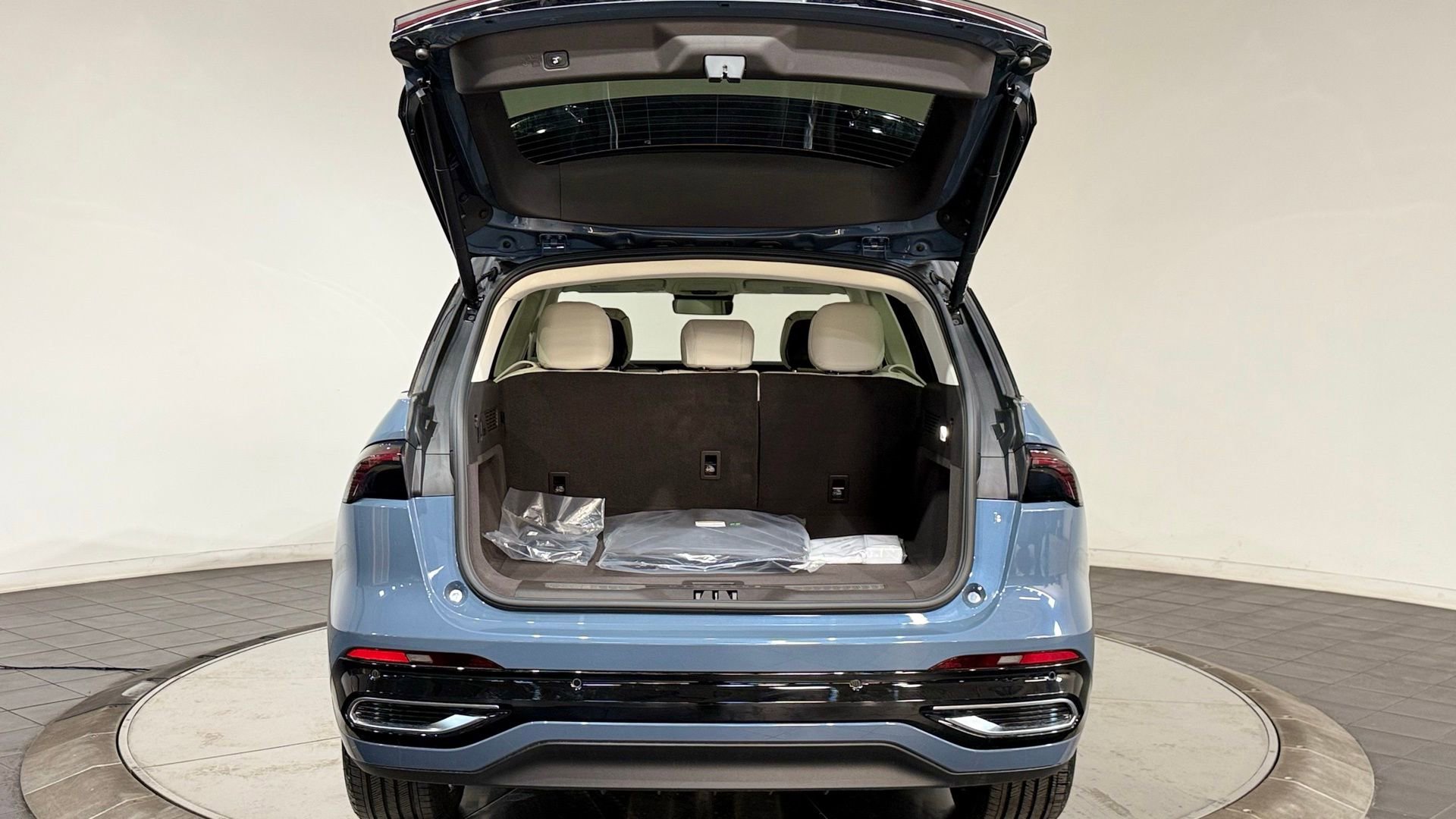 New 2026 Lincoln Nautilus Black Label AWD/4WD image 31