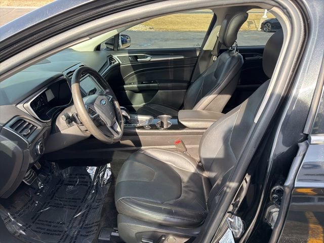Used 2014 Ford Fusion Titanium image 11