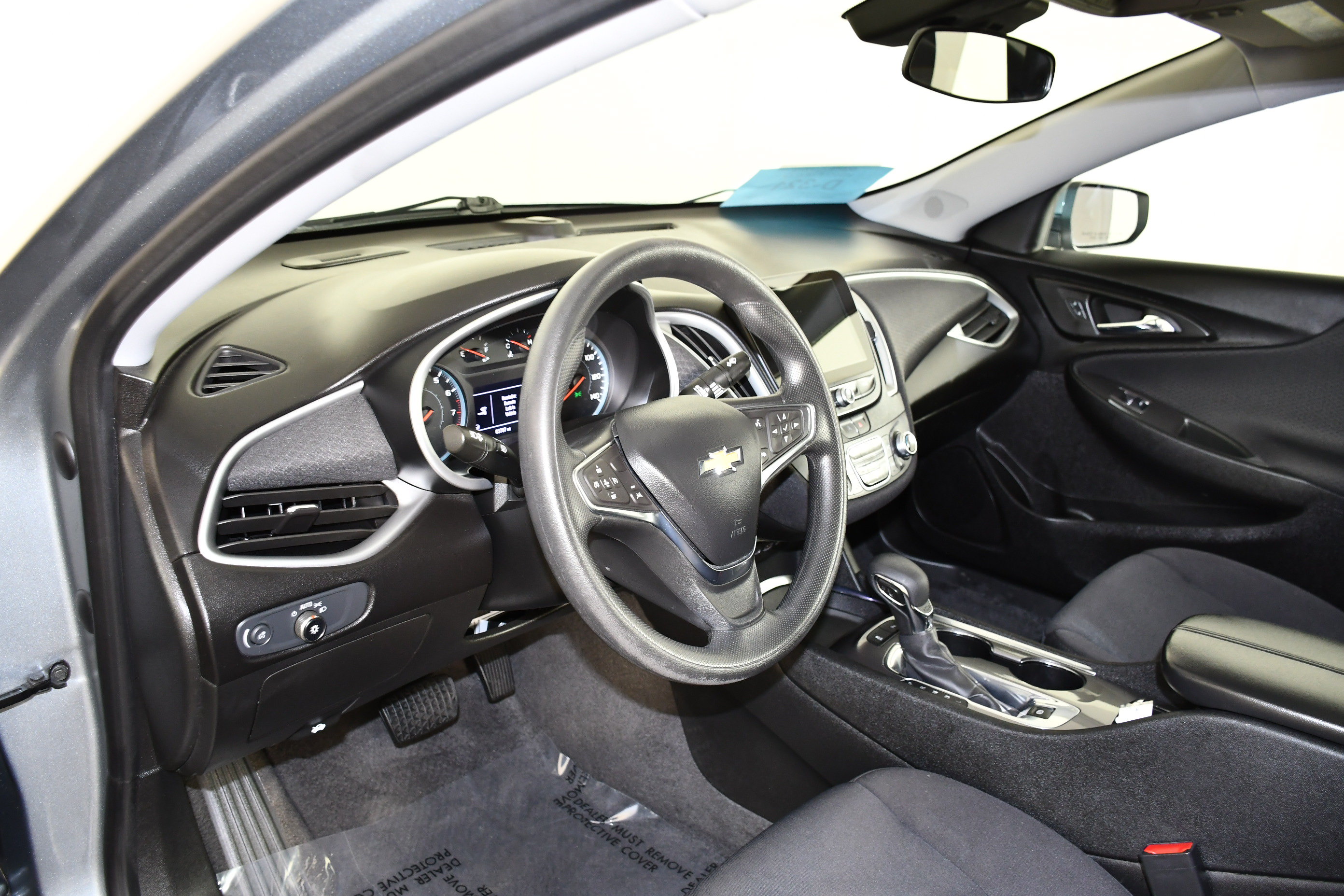 Used 2024 Chevrolet Malibu LT FWD image 37