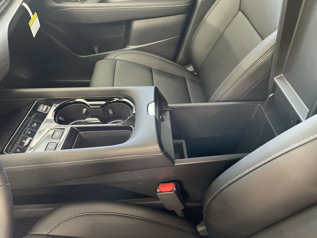 Certified 2025 Nissan Murano SV image 25