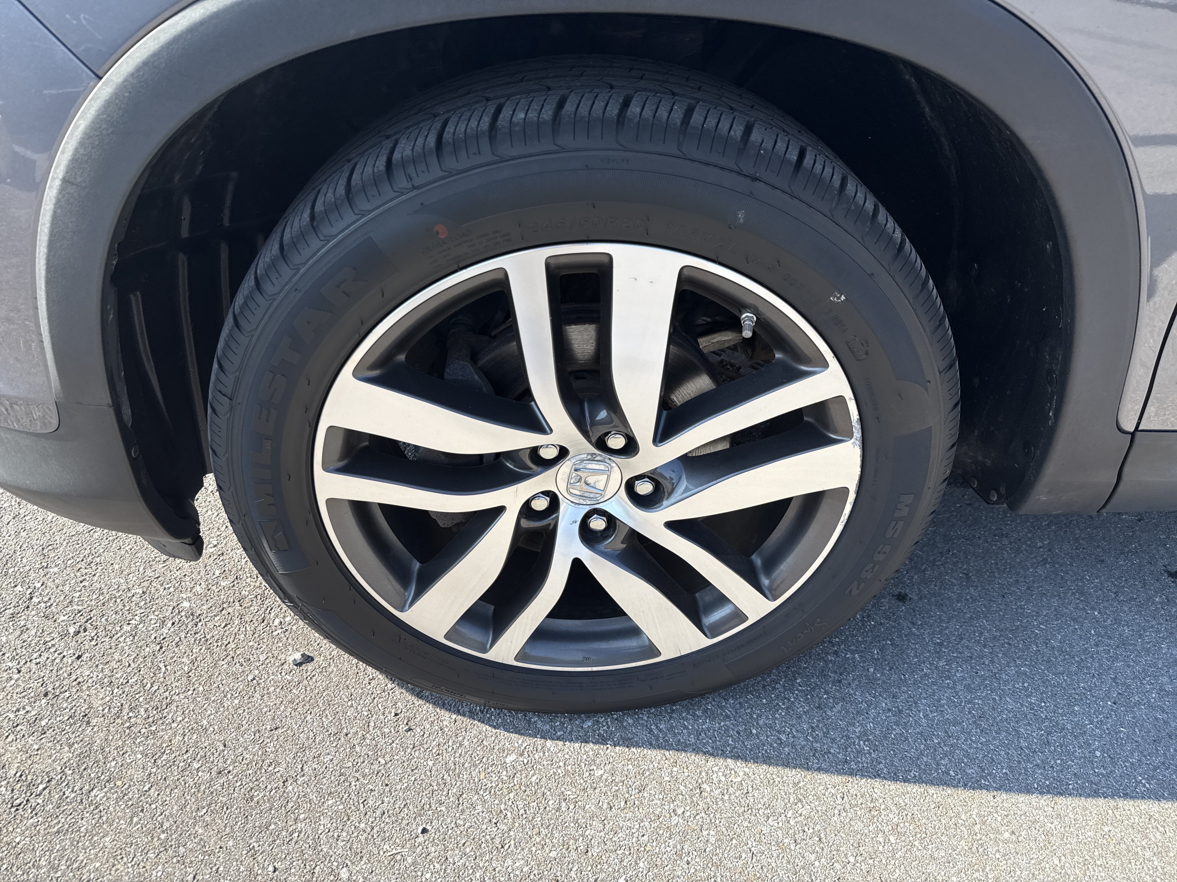 Used 2016 Honda Pilot Touring image 11
