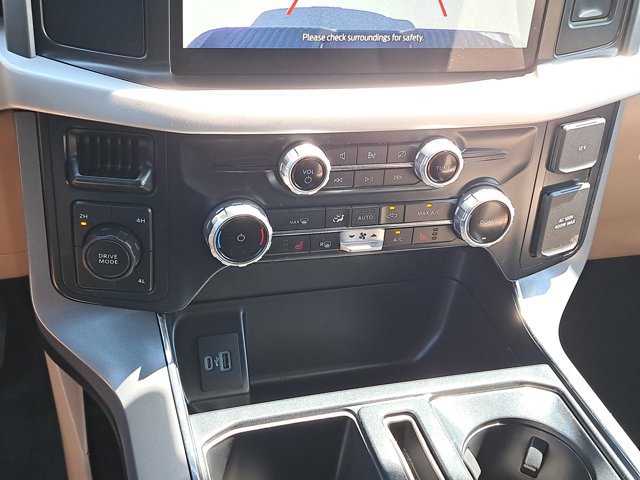 Certified 2022 Ford F150 XLT w/ Equipment Group 302A High image 26