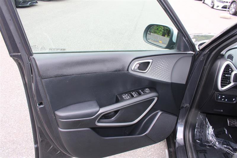 Used 2021 Kia Soul X-Line image 12