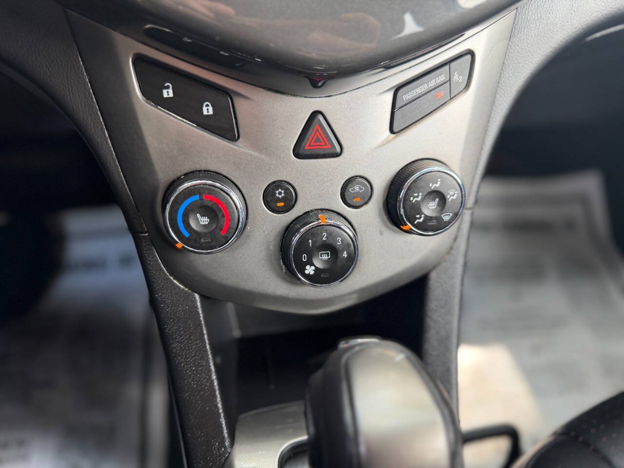 Used 2015 Chevrolet Sonic LTZ FWD image 48