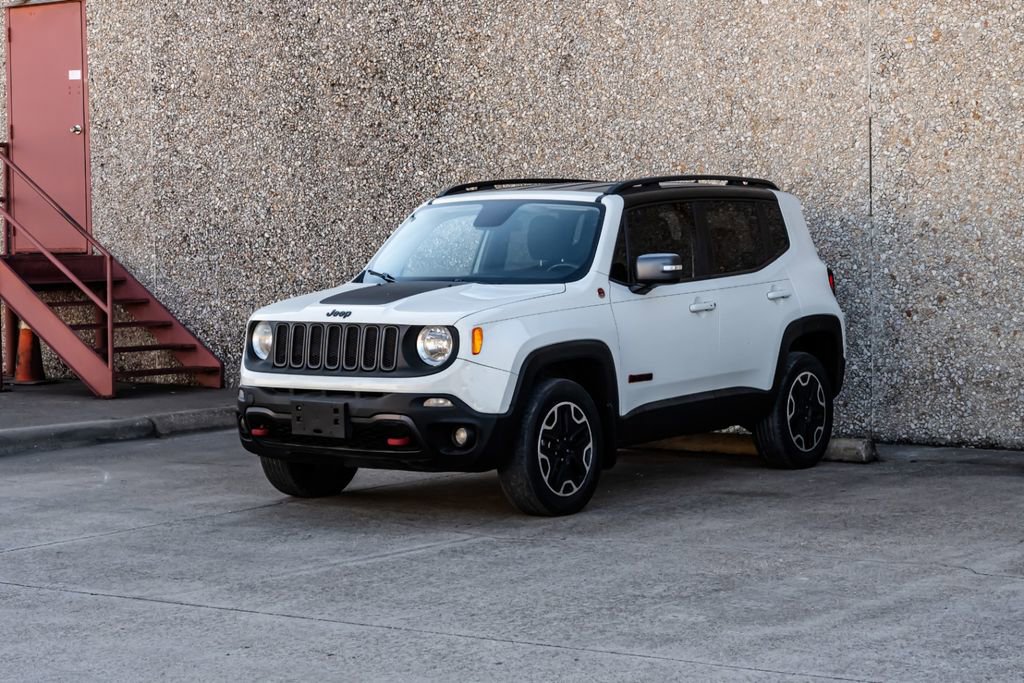 Used 2016 Jeep Renegade Trailhawk AWD/4WD image 4