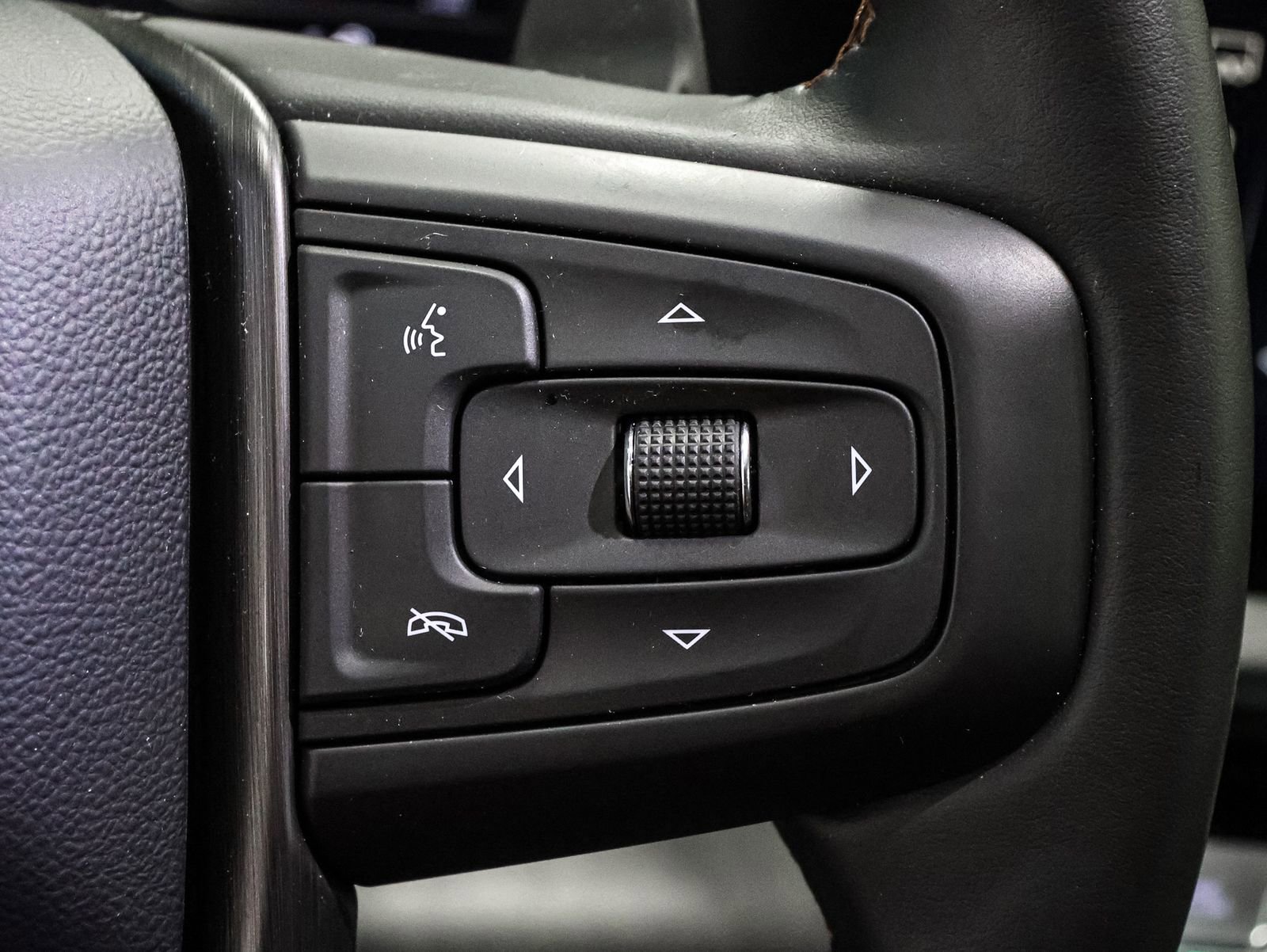 Certified 2024 GMC Sierra 1500 AT4 w/ Technology Package AWD/4WD image 37