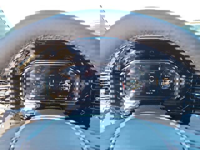 New 2026 GMC Sierra 1500 SLT image 15