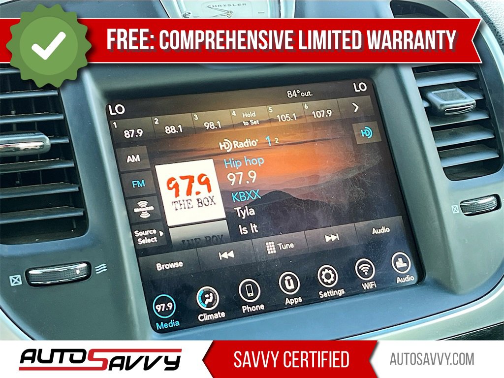 Used 2020 Chrysler 300 Touring w/ Sport Appearance Package image 14