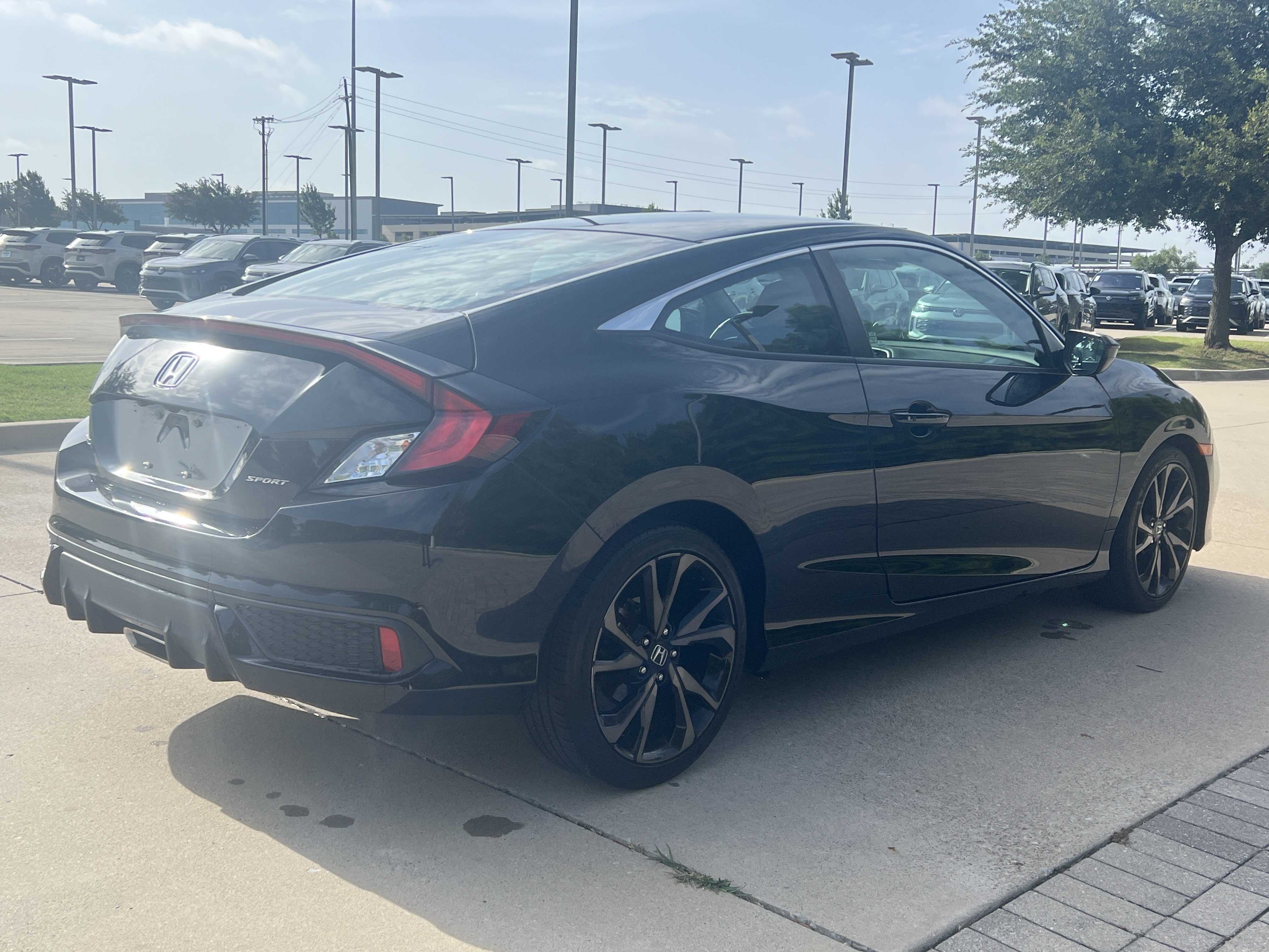 Used 2020 Honda Civic Sport image 9