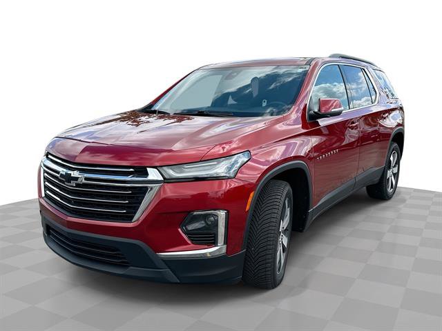 Used 2023 Chevrolet Traverse LT w/ LT Premium Package AWD/4WD image 1