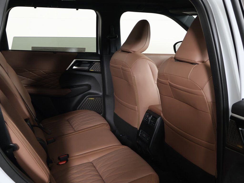 New 2026 Mitsubishi Outlander SEL AWD/4WD image 34