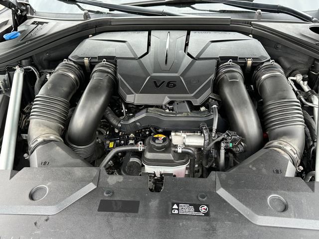 Used 2023 Genesis GV70 3.5T Sport w/ Sport Prestige Package image 9