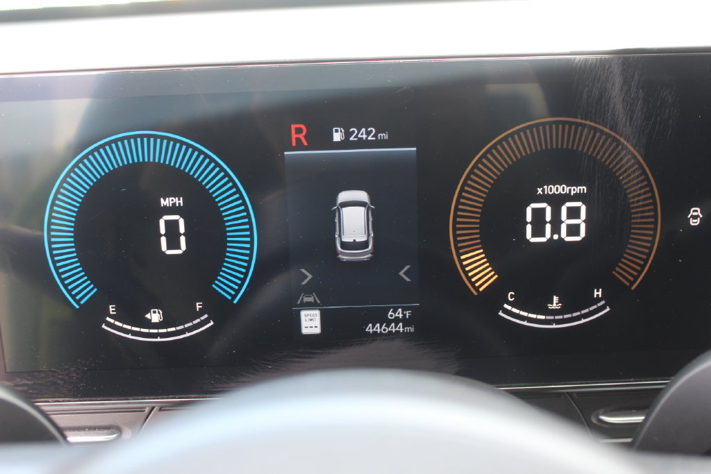 Used 2024 Hyundai Kona SEL FWD image 32