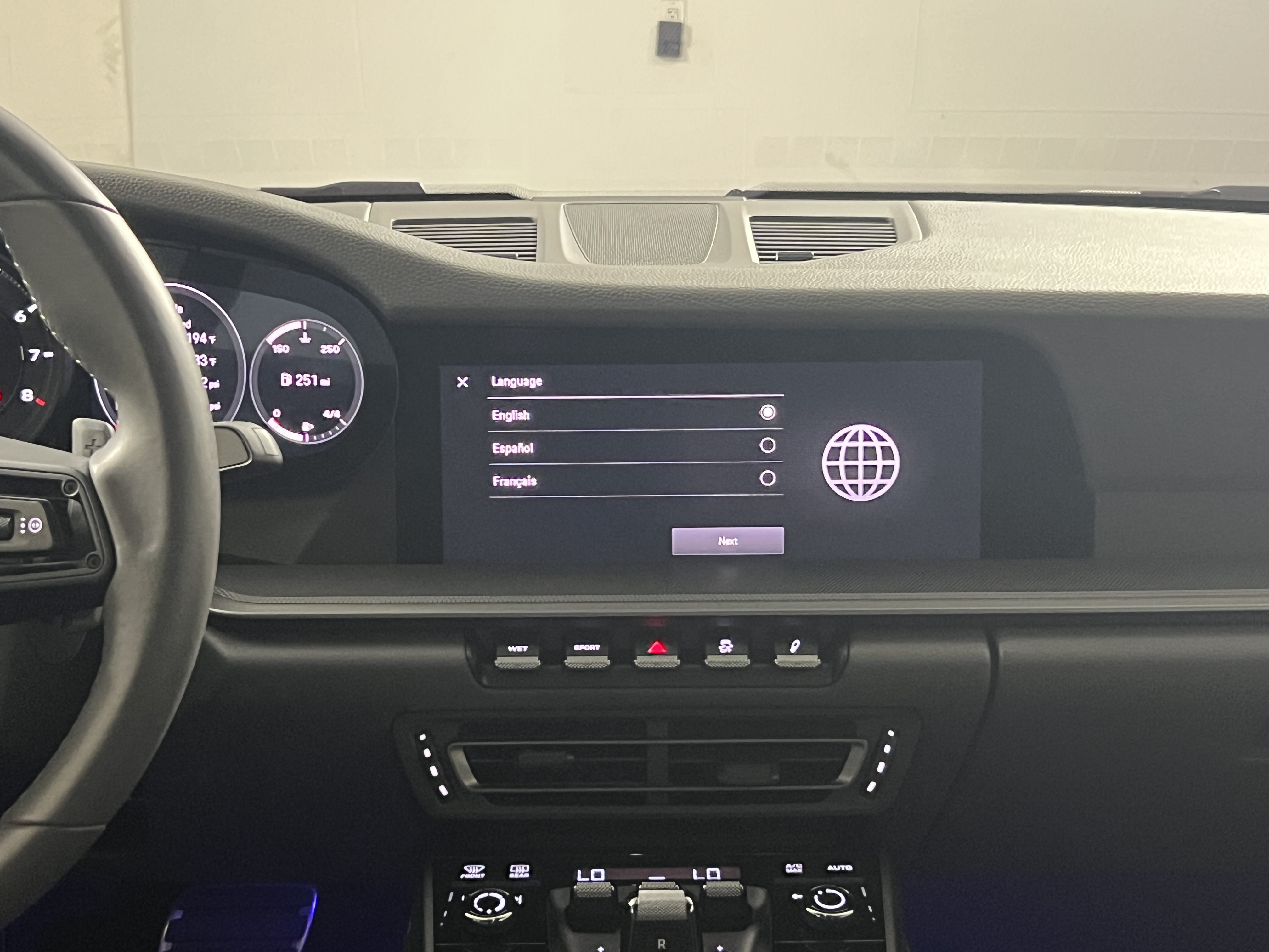 Certified 2024 Porsche 911 Carrera RWD image 19