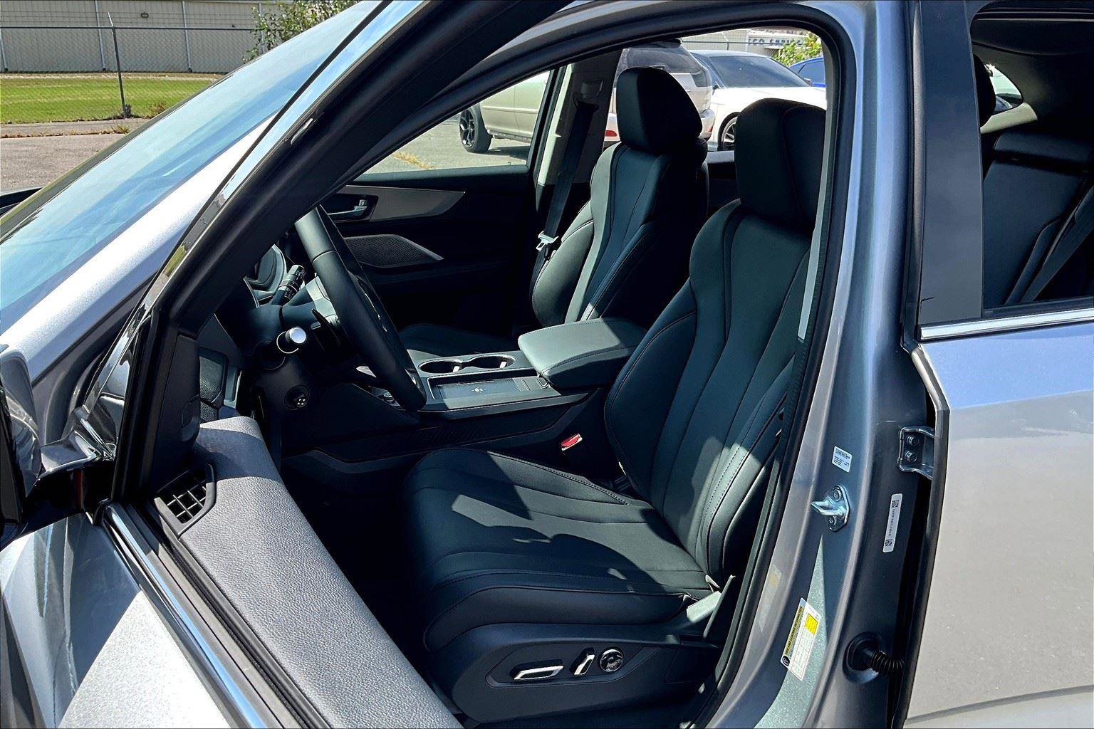 New 2026 Acura MDX SH-AWD image 27
