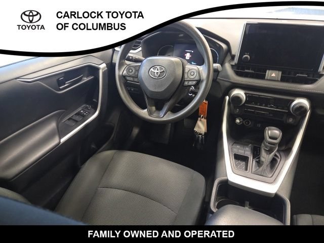 Used 2024 Toyota RAV4 LE FWD image 17